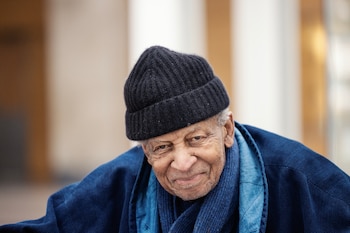 El pianista alto y delgado, que grabó más de 70 álbumes, "falleció en paz, rodeado de su familia en Alemania, tras una breve enfermedad", informó la familia. (Foto de GIANLUIGI GUERCIA / AFP)