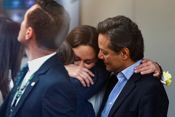 La partida del senador dejó