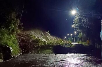 Deslizamiento en Santa Elena -