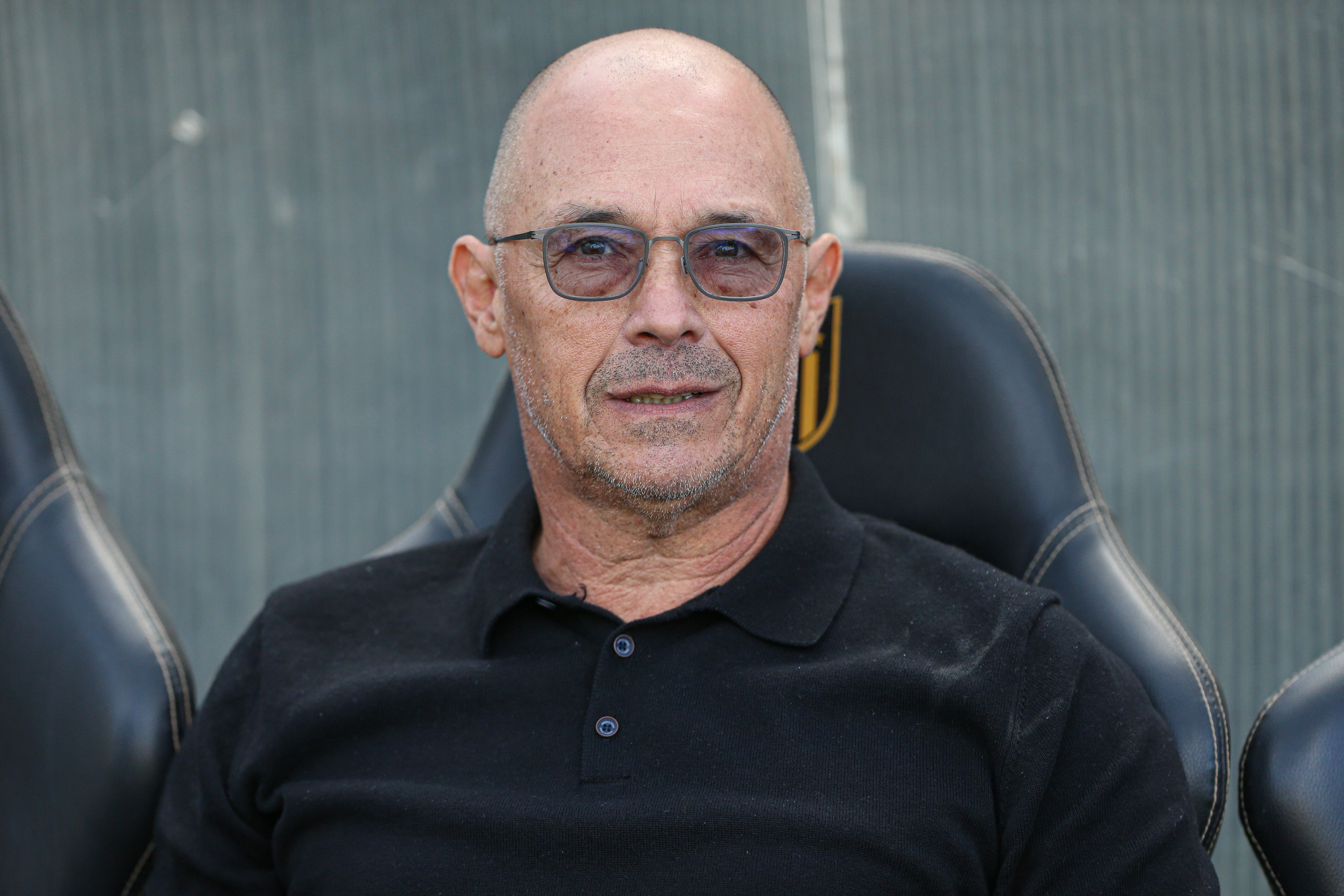 Alfredo Arias dejó la dirección técnica de Independiente Medellín - crédito Gastón Britos/EFE/