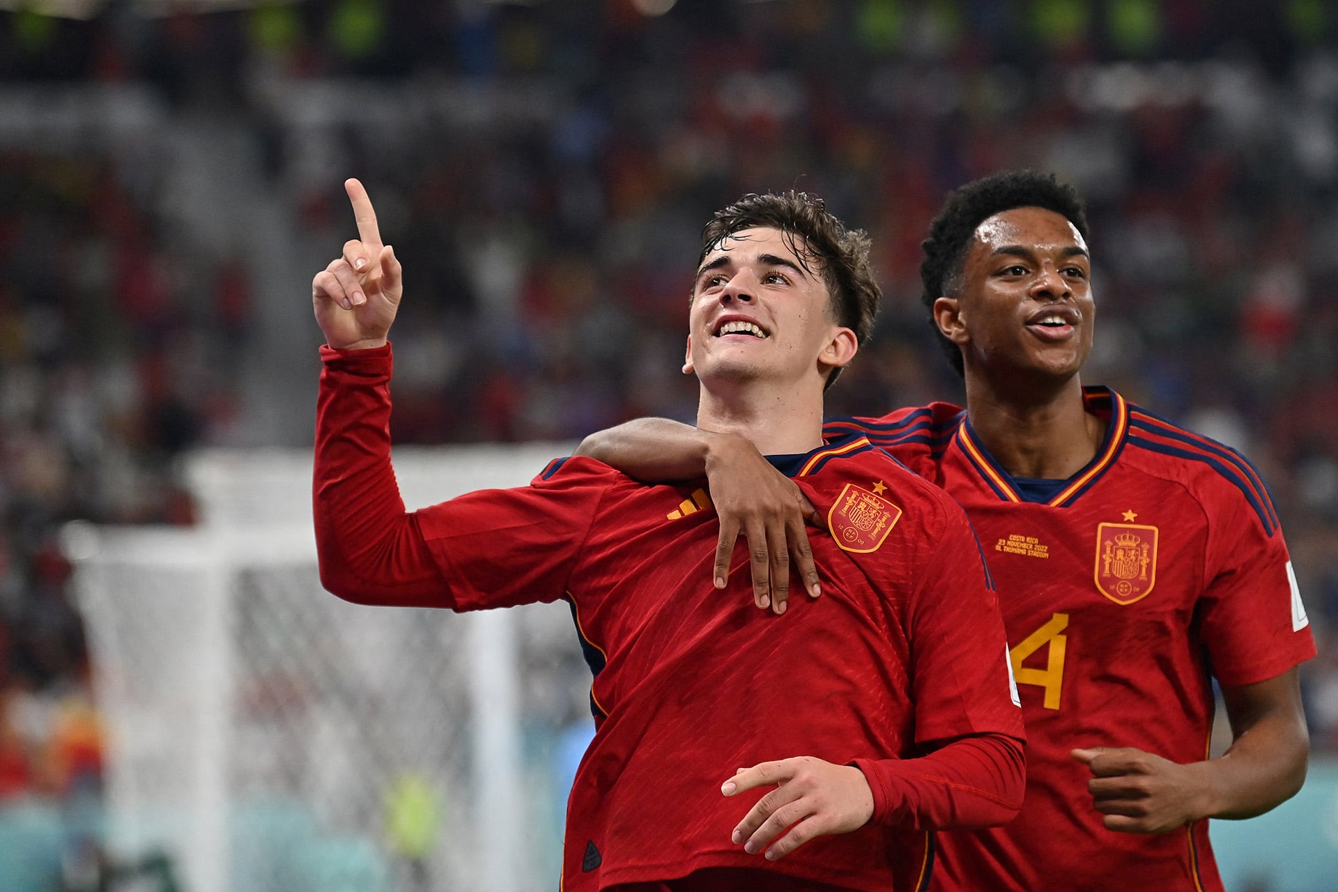 Gavi celebrando el gol. (Glyn KIRK / AFP)