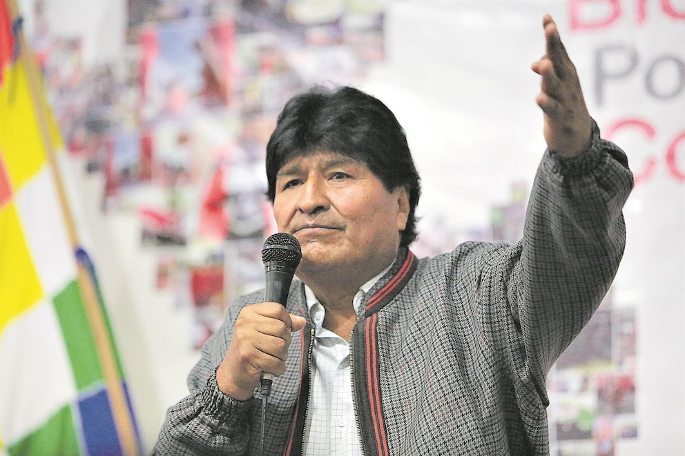 Evo Morales reclama al Gobierno que le entreguen su pasaporte diplomático Evo Morales reclama al Gobierno que le entreguen su pasaporte diplomático