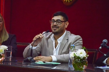 Desde el regreso a la democracia, Nebot fue el primer jefe comunal de una fuerza vecinal en asumir la intendencia de Saavedra
