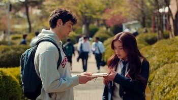 Anna Cathcart enfrenta el año