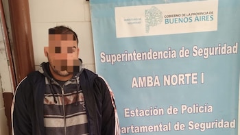 Le debía dinero a un