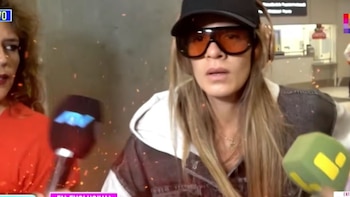 La ‘Gringa de Gamarra’ reafirmó que no permitirá que los cuestionamientos detengan sus sueños ni su trabajo. Captura: 'Amor y Fuego'.