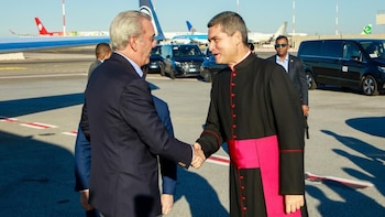 El mandatario dominicano viajó este domingo a Italia con una propuesta concreta para el pontífice, quien ya conoce el país caribeño, aunque en circunstancias muy distintas a las actuales (Foto cortesía Presidencia)