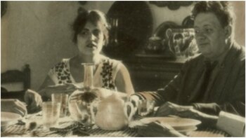 Dónde está la cafetería en