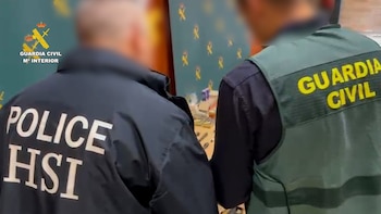 Detenido por traficar con armas compradas en Estados Unidos a través de Internet y venderlas desde Madrid