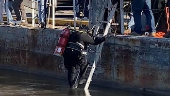 El accidente de un automóvil en una empresa portuaria deja tres fallecidos en el río Mississippi