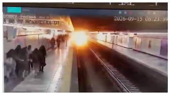 Humo, gritos y pánico en el Metro de la CDMX: así fue la impresionante explosión en Gómez Farías de la Línea 1 l Videos