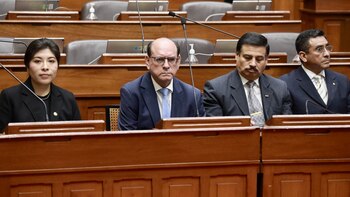 Gabinete liderado por Betssy Chávez