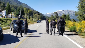 Más de cien efectivos tuvieron