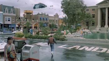 Día de “Back to the Future”: las predicciones que no se cumplieron y la pregunta en un anuario que dio origen a una saga millonaria