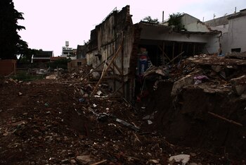 Adrián se estaba dando una