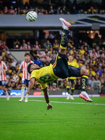 Miguel Borja marcó gol en el clásico capitalino ante Cruz Azul y ahora festejó en el clásico mexicano contra Chivas de Guadalajara - crédito Club América