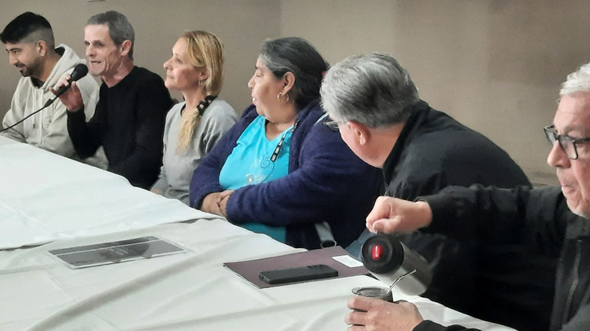 Adrián, Roberto, Sissí, María, Eduardo Martín y Eduardo García