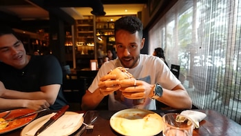 TheGrefg probó el premiado 'Pan