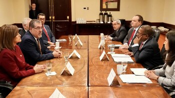 Brian A. Nichols, se reunió