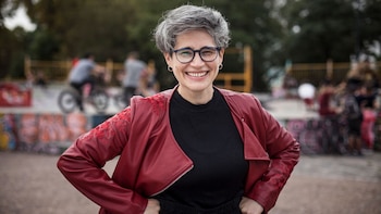 Ana Ojeda es una autora