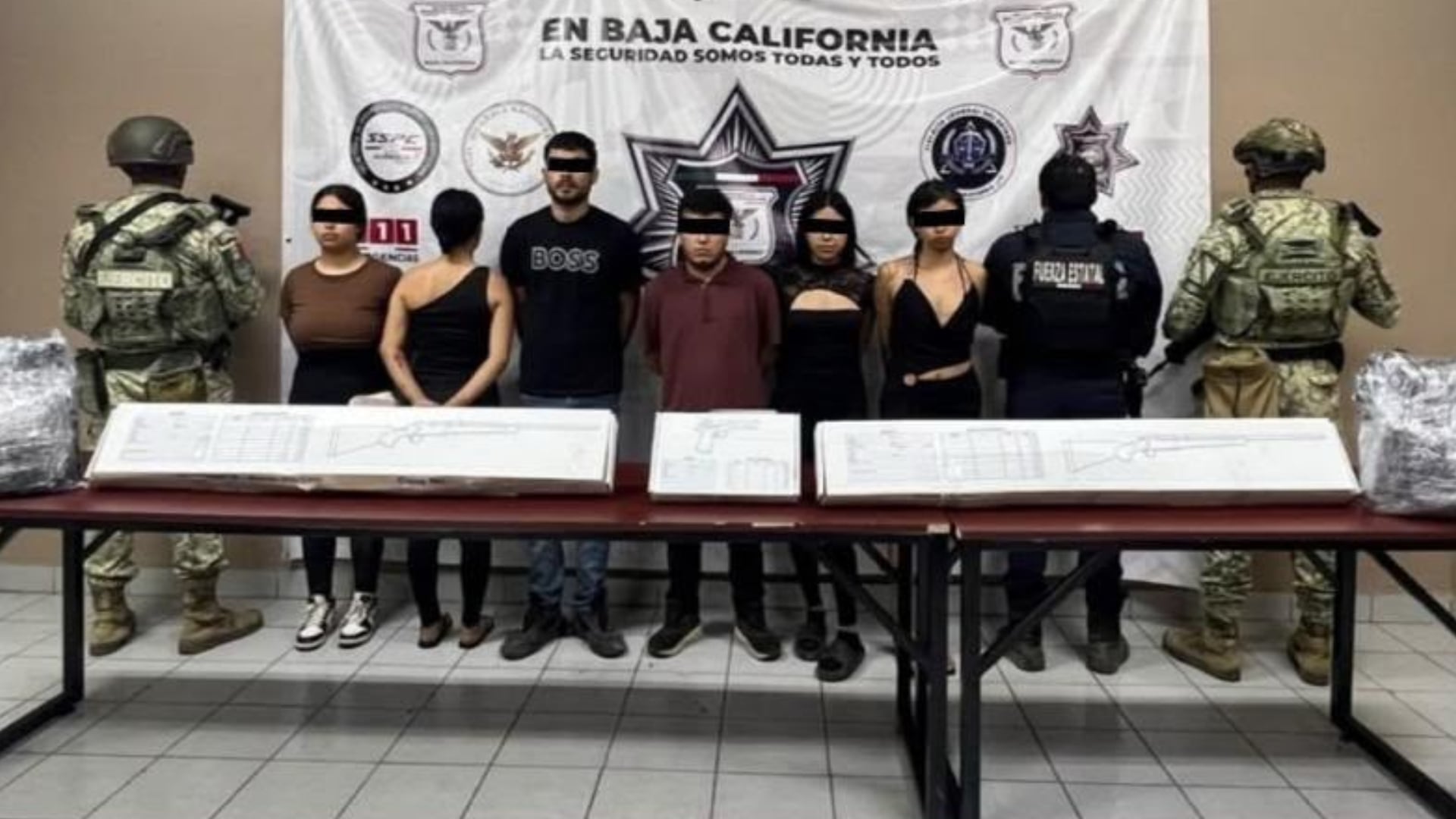 Cuatro mujeres y dos hombres fue el saldo de detenidos tras las acciones de la Fuerza Estatal. Crédito: SSCBC