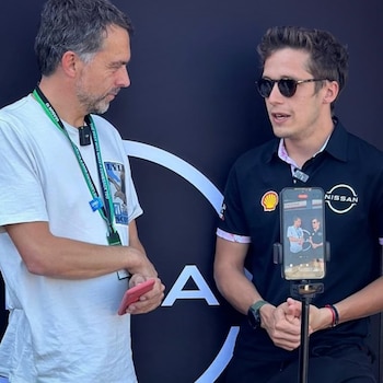 Junto a otro piloto argentino que trabaja en la F1, Sasha Fenestraz (Facebook Albert Fabrega)