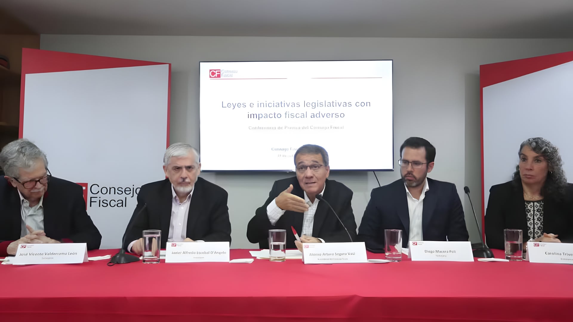 Según el organismo, el deterioro responde principalmente a normas con impacto fiscal negativo, que han reducido ingresos, elevado el gasto y aumentado la rigidez presupuestaria. Foto: difusión