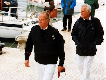 El rey Juan Carlos I junto a Josep Cusí (Europa Press)