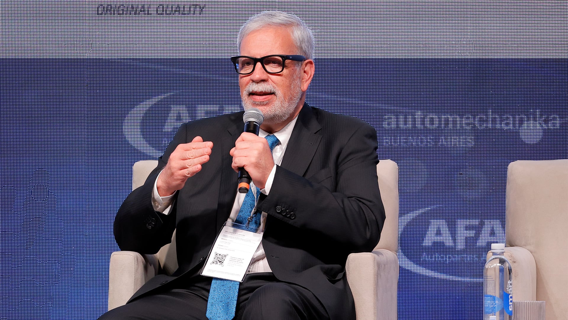 Francisco González Díaz, presidente ejecutivo de la Industria Nacional de Autopartes (INA), diserta en Automechanika 2026 sobre la industria automotriz y autopartista mexicana y su relación comercial con Argentina (AFAC)