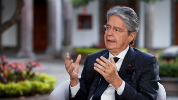 Guillermo Lasso apuntó contra el