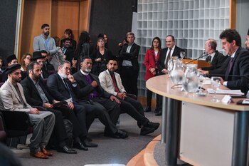 Líderes espirituales reciben Diploma de