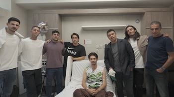 Aleco Irarragori reaparece junto a su directiva y jugadores de Santos luego de ser operado de emergencia: “Me toca estar bien para ustedes”
