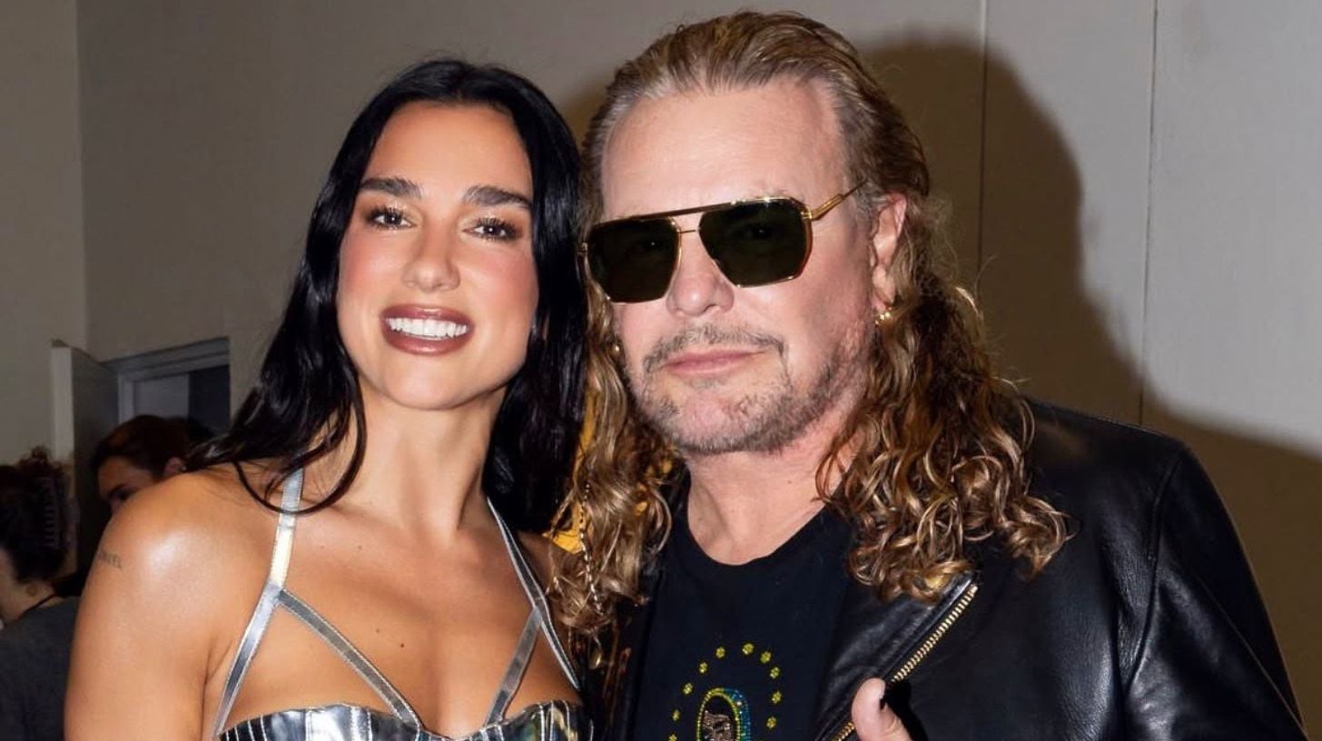 La británica invitó al mexicano a cantar juntos