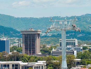 Avances del aerocable/metrocable en San Salvador
