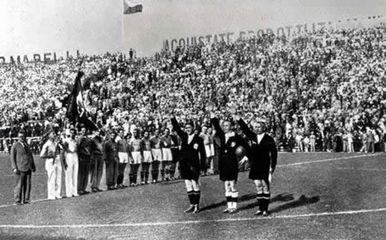 Italia reforzó su selección para el Mundial de 1934 con futbolistas de raíces italianas de Europa y Sudamérica bajo la dirección de Vittorio Pozzo