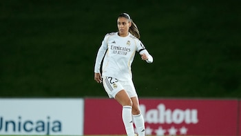 La defensa francesa Maëlle Lakrar