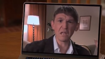 Caleb Ellsworth-Clark aseguró que sus compañeros de reparto lo hicieron sentir bienvenido. (Captura de video)