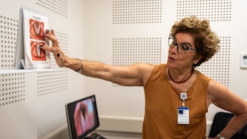 A sus pacientes adultos mayores,