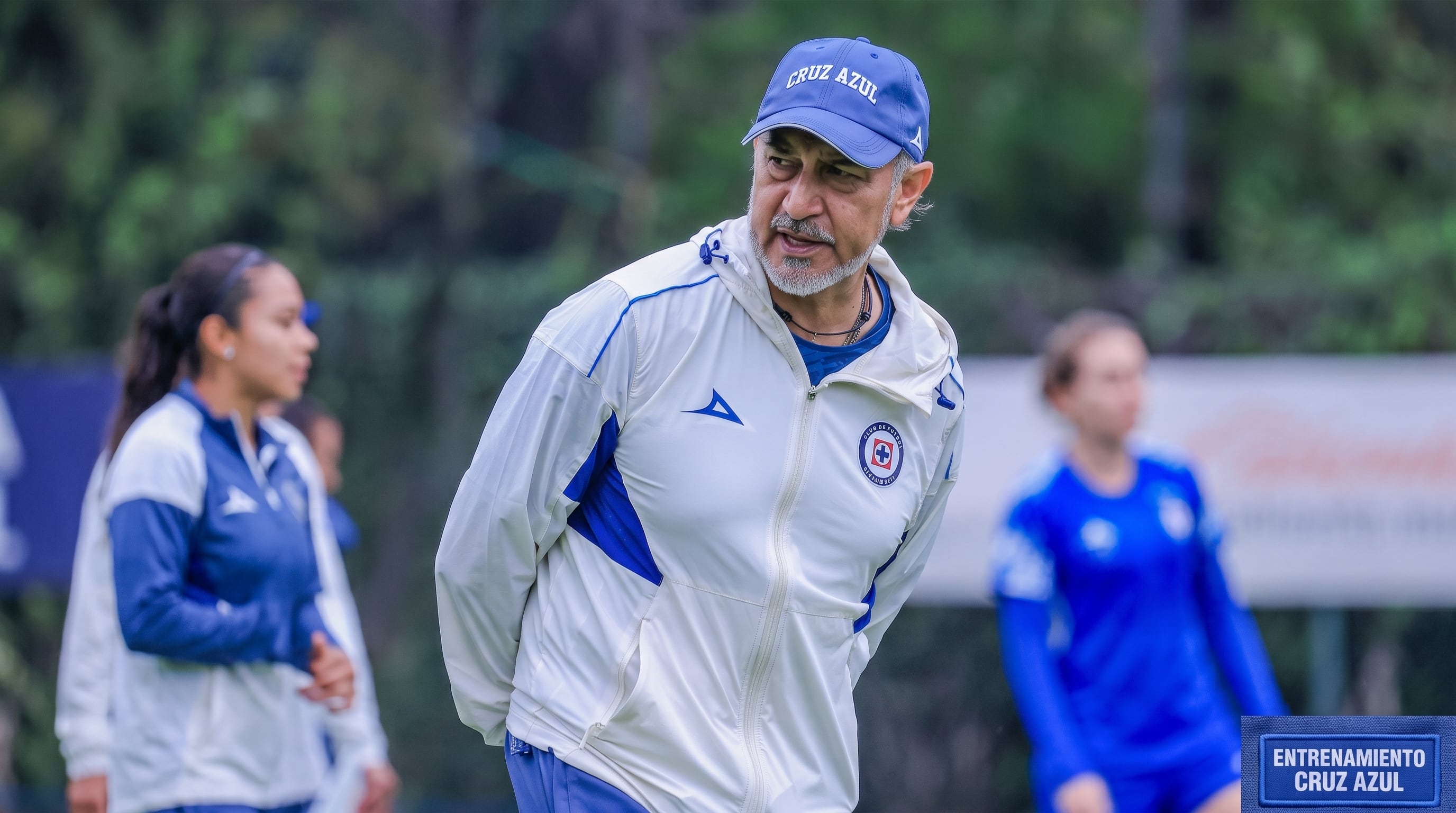 El técnico campeón con el Tri sub-17 sería despedido por la directiva al asistir a festejos del América (Imagen Ilustrativa Infobae)
