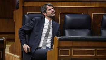 Urtasun llama "impresentable" a Abascal