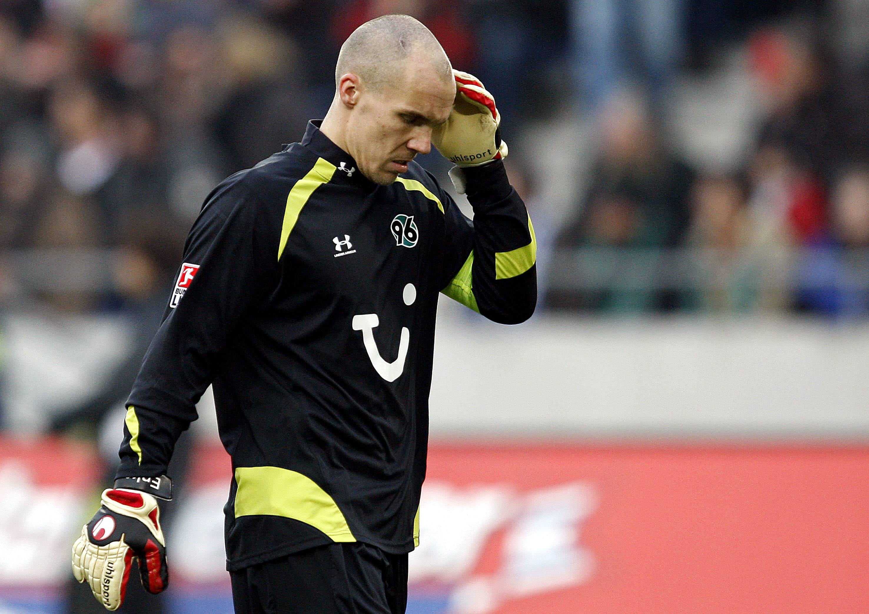 Robert Enke se destacó como arquero en el fútbol alemán, fue capitán del Benfica y pasó por el FC Barcelona antes de consolidarse en Hannover 96 (Grosby)