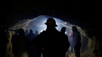 Qué es el “jukeo”, el robo de minerales que escaló hasta enfrentar a civiles y fuerzas de seguridad en Bolivia