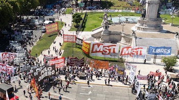 Movimientos sociales y piqueteros debaten