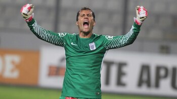 Leao Butrón explotó contra arbitraje