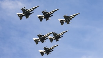 Polonia exhibe hacia Moscú su