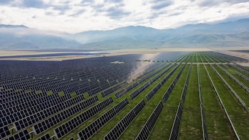 La planta de bombeo Edmonston, alimentada por el parque solar, abastece de agua a 27 millones de personas y es uno de los mayores consumidores eléctricos del estado (Constellation Energy)