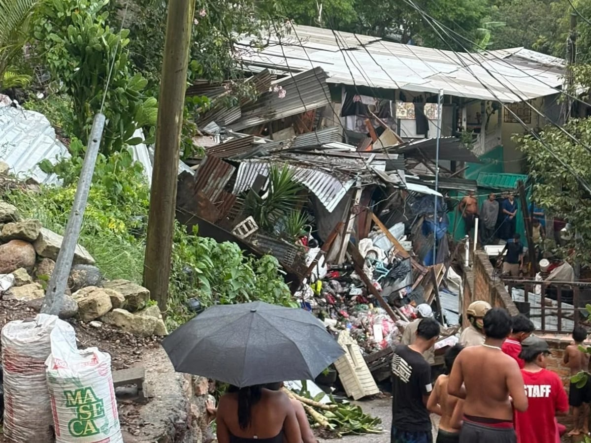Los equipos de rescate trabajaron entre los escombros para descartar que hubiera más personas atrapadas tras el desplome.(Foto: Cuerpo de Bomberos)