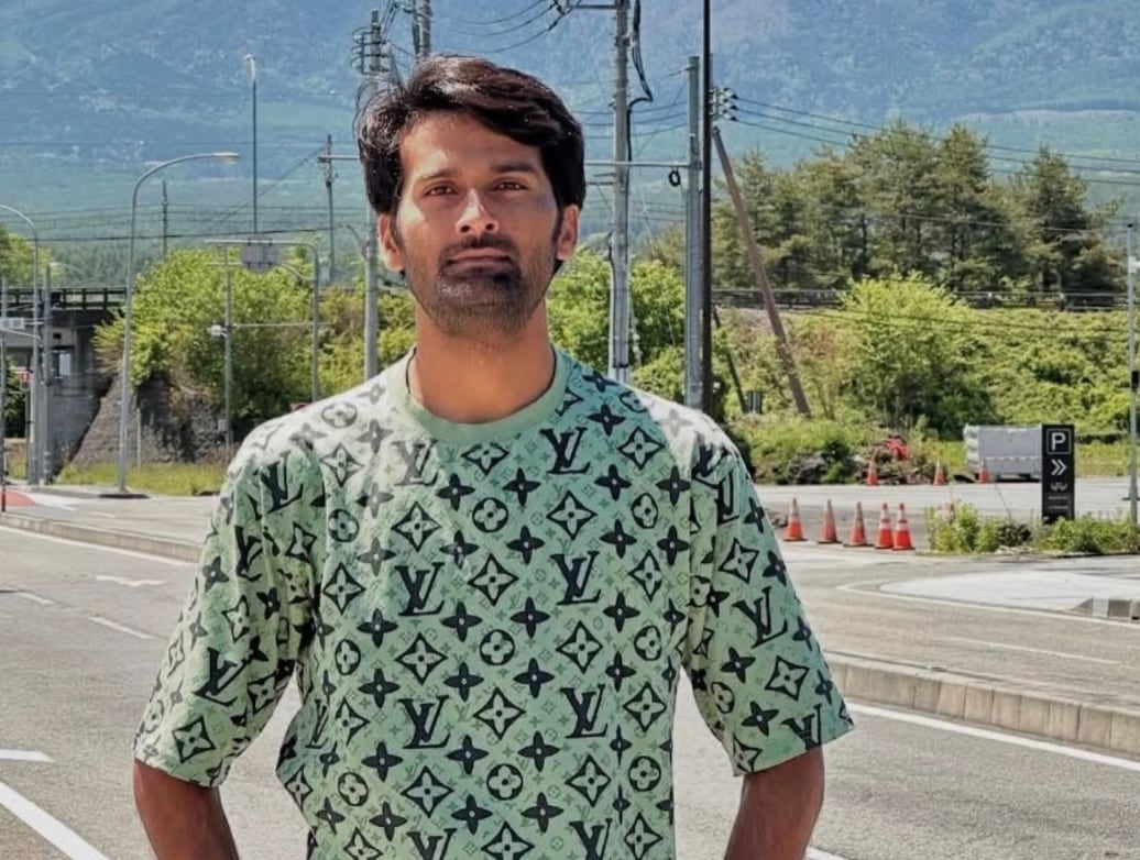 El creador indio Hodu Raj, conocido como The Indo Trekker, fue rechazado en la frontera por las autoridades migratorias nicaragüenses (Foto redes sociales)