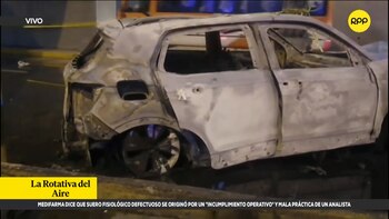 El vehículo quedó completamente destruido