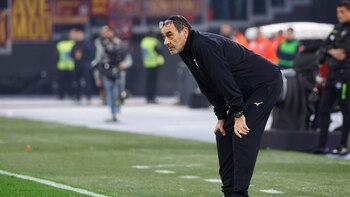 Sarri dimite como entrenador del